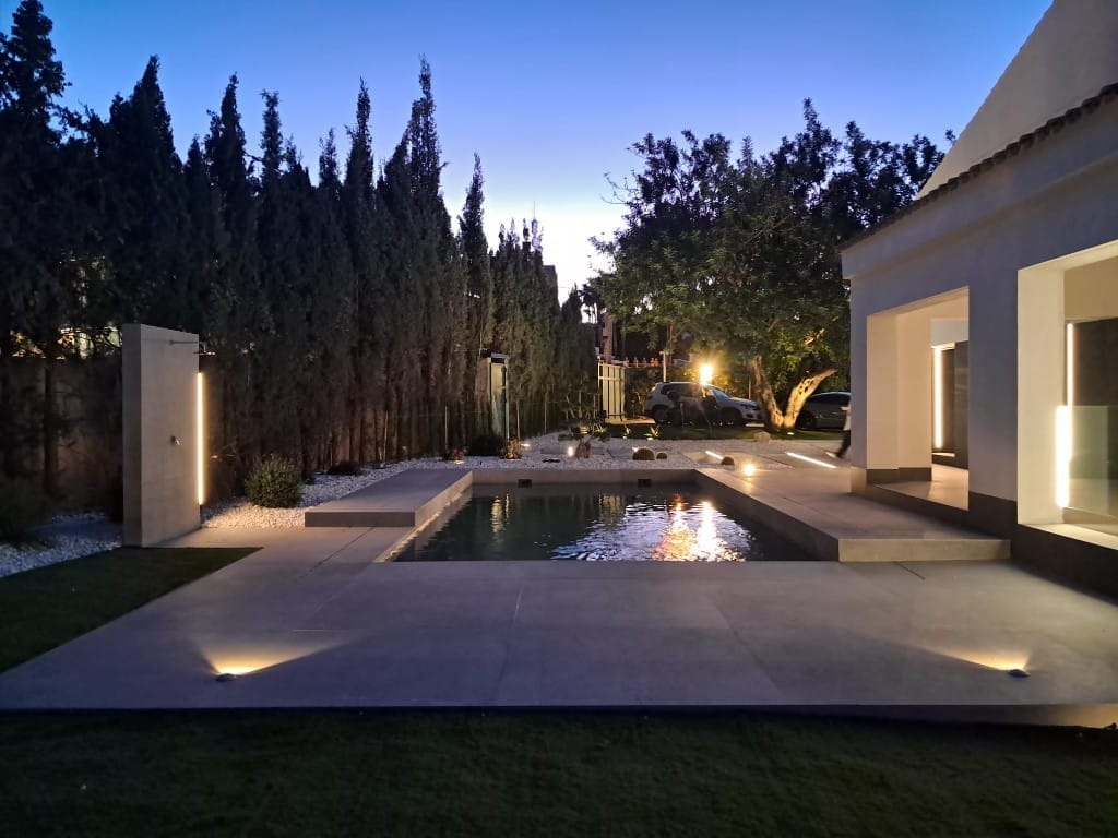 Diseño de piscinas y exteriores - Proyecto 13