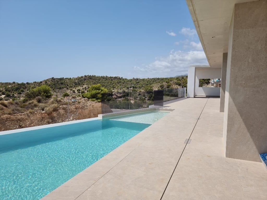 Piscinas Desbordantes - Proyecto 5