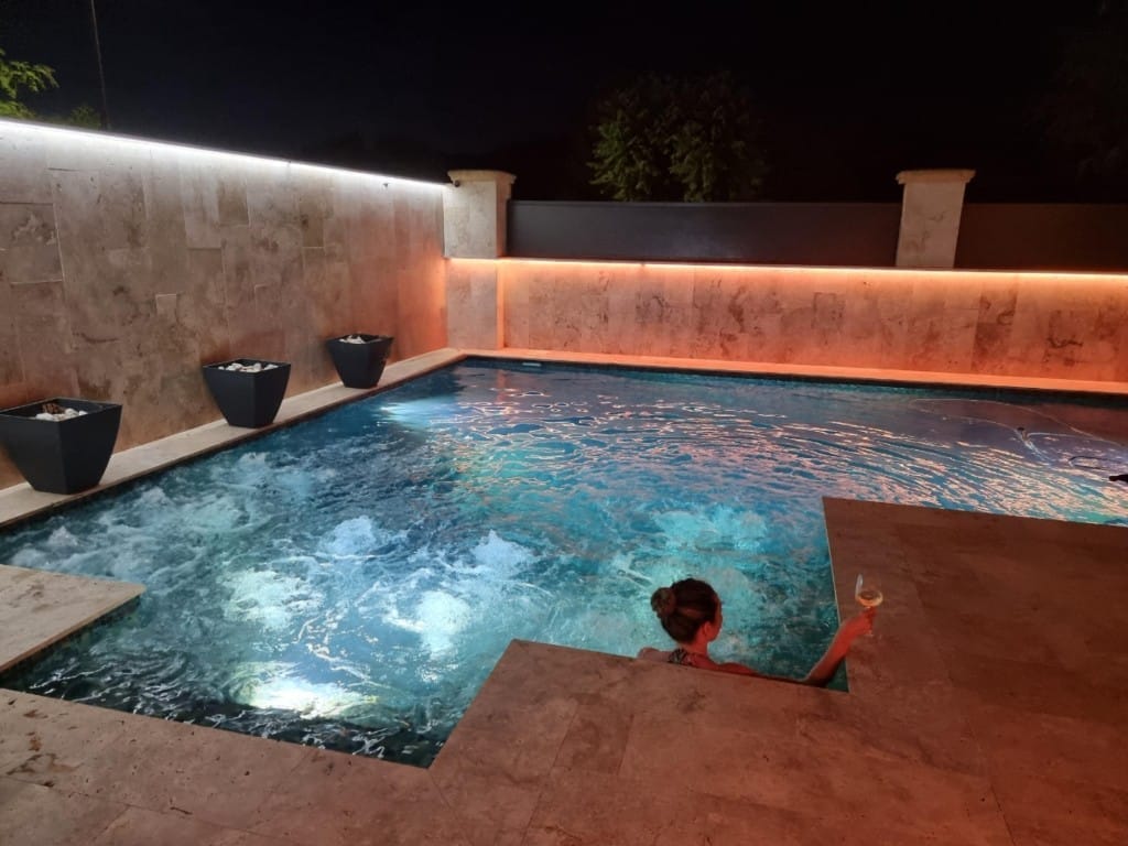Piscinas con Jacuzzi - Proyecto 3